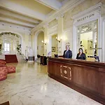 Hotel Grand Et Des Palmes 5*