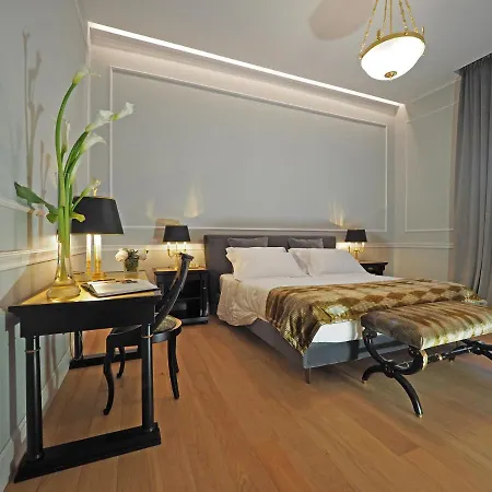 Otel Grand Et Des Palmes