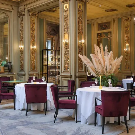 Otel Grand Et Des Palmes