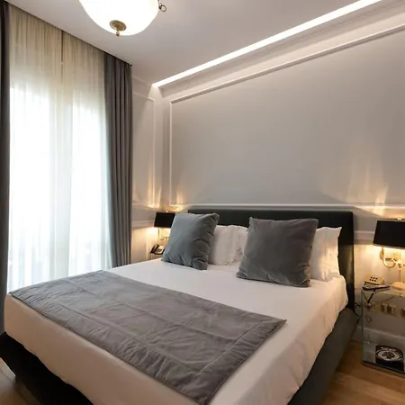 Grand Et Des Palmes Otel 5*