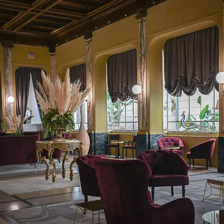 Otel Grand Et Des Palmes