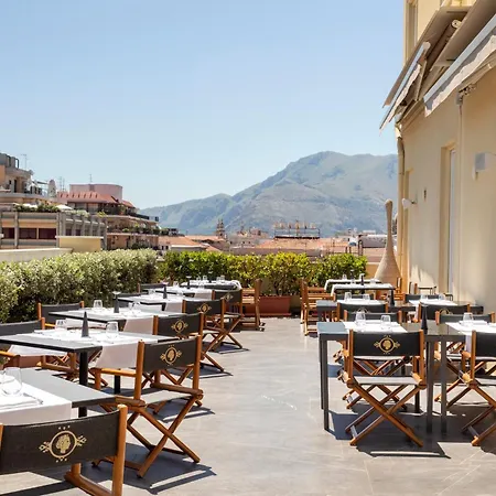 Hotel Grand Et Des Palmes