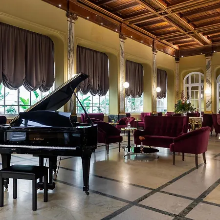 Grand Et Des Palmes Hotel 5*