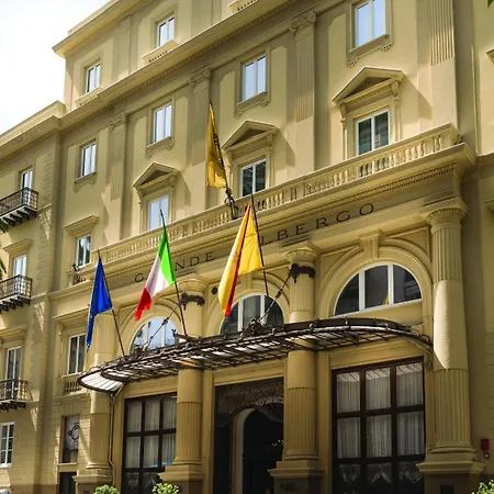 Ξενοδοχείο Grand Et Des Palmes 5*